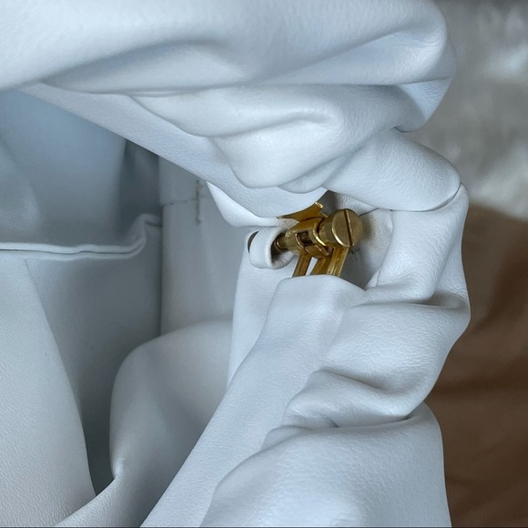 Sold - Picture 8 of 13